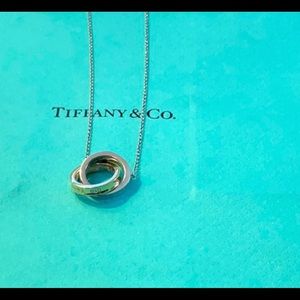Tiffany & Co. Interlocking circles necklace
